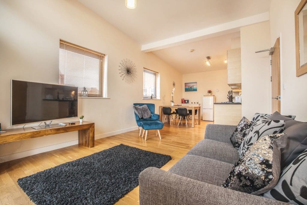 Smythen Street Apartment.
