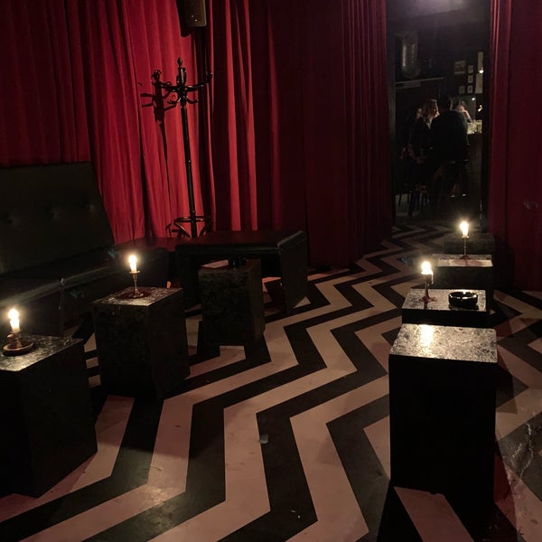 Twin Peaks inspired bar The Black Lodge best bars in Berlin to visit.