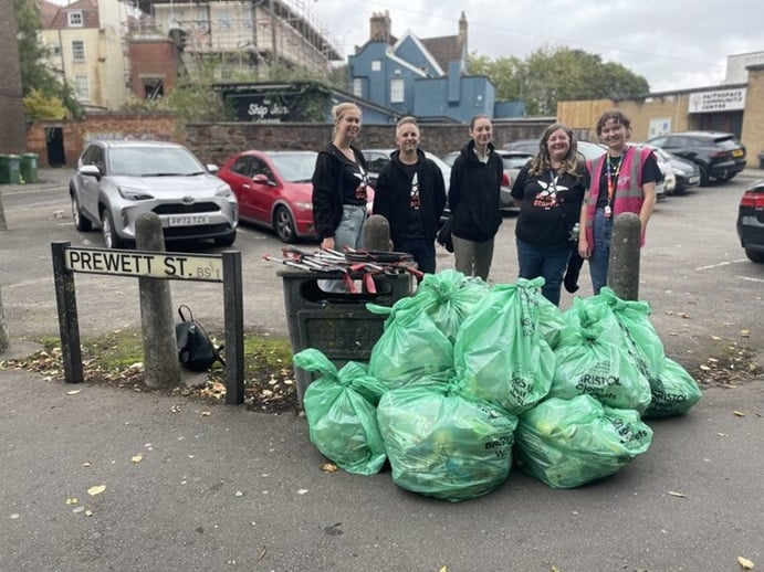 Situ out doing out bit litter picking with the team at Big Tidy Bristol