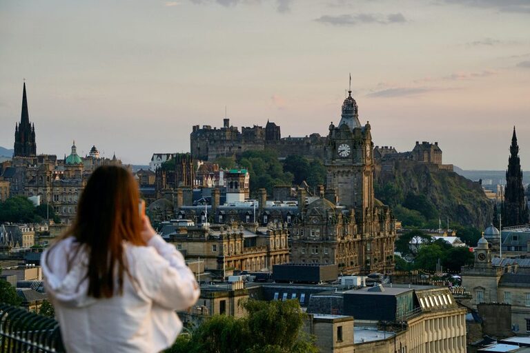 Edinburgh city view - situ