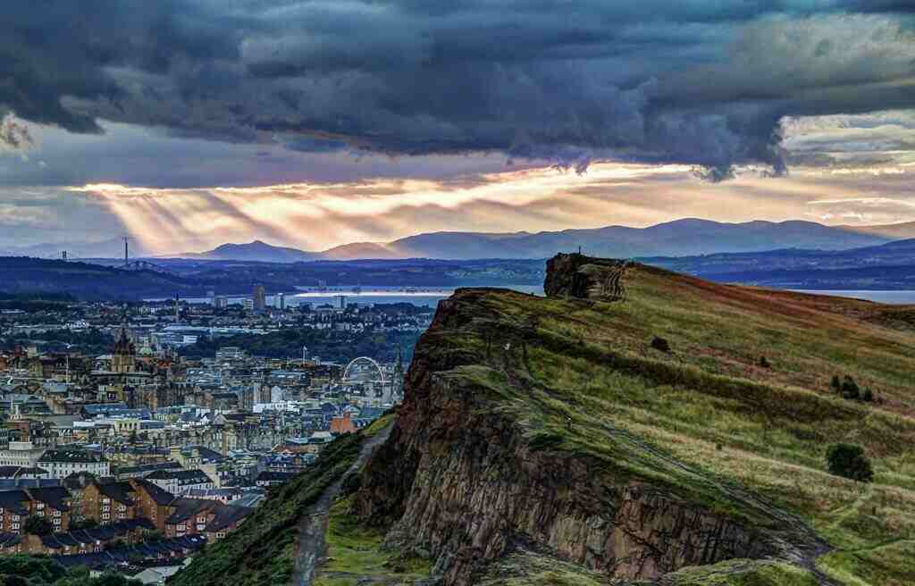 Arthur's Seat - Historical Tour of Scotland 