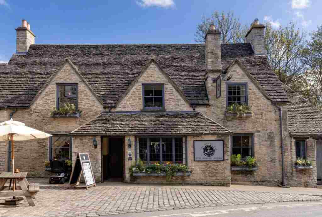 Best places to eat in the Cotswolds - The Royal Oak