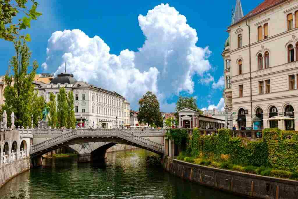  bridge and river a sustainably Ljubljana city, 