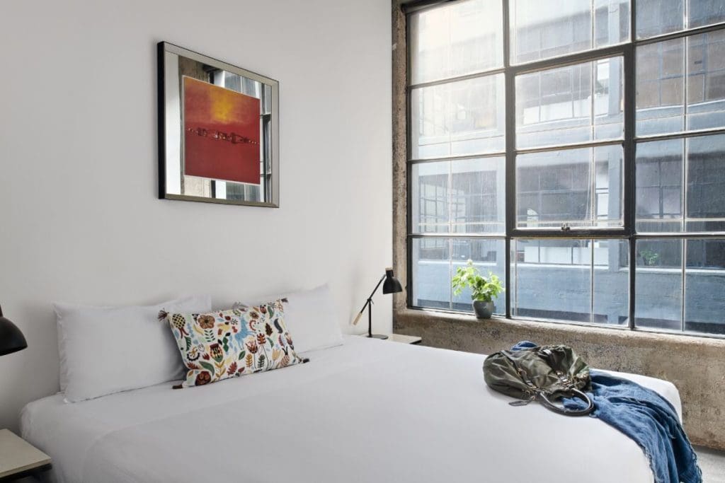 Punthill Manhattan Apartments - Situ serviced apartments in Melbourne, Australia - bedroom