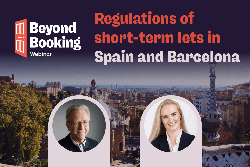 Webinar speakers in front of scenery in Barcelona